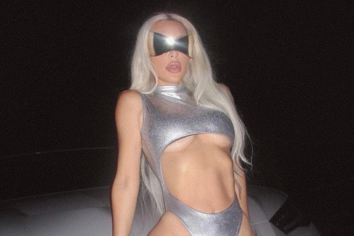 Mac ho la thanh cong cua Kim Kardashian hinh anh