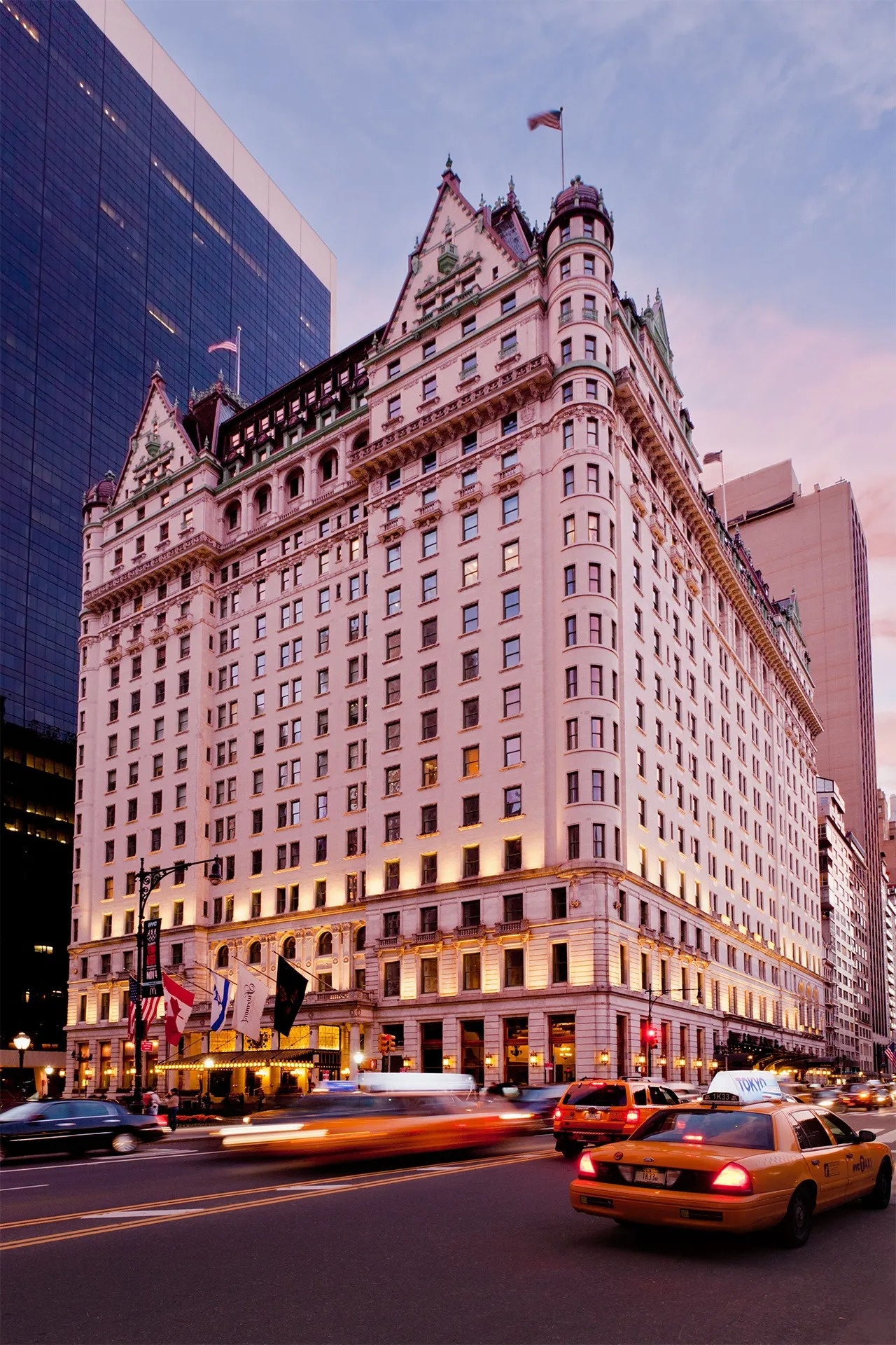 mac nhu nguoi giau anh 1