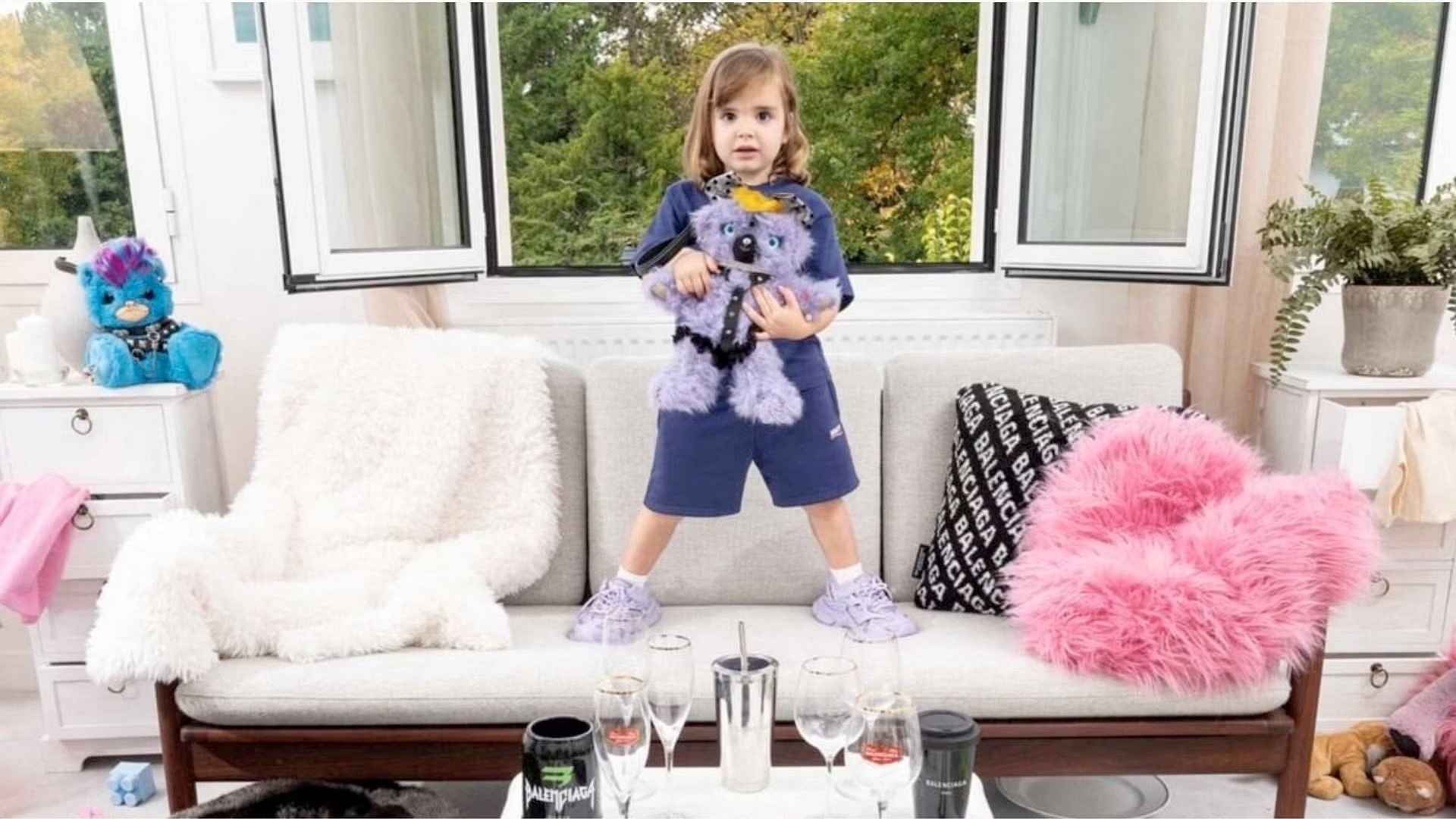 tay chay balenciaga anh 3