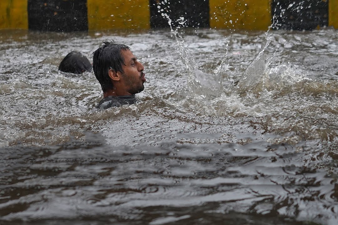Hon 4 trieu nguoi bi anh huong do lu o Nam va Dong Nam A hinh anh