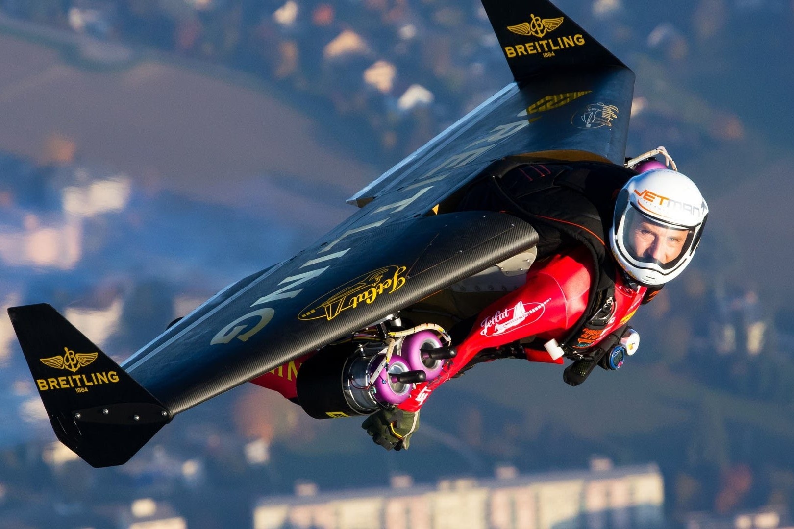 Bay tren do cao 6.000 m bang bo do phan luc hinh anh