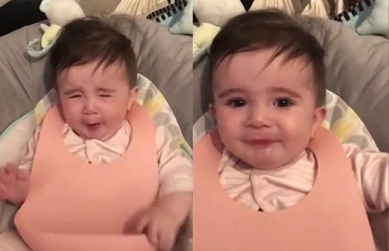 Be 8 thang tuoi lan dau thu do an hinh anh