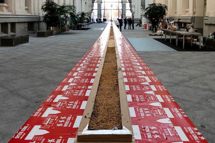 Thanh chocolate hanh nhan dai nhat the gioi hinh anh