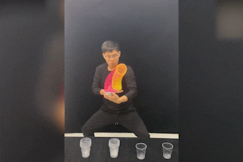 Bit mat choi lo xo cau vong hinh anh