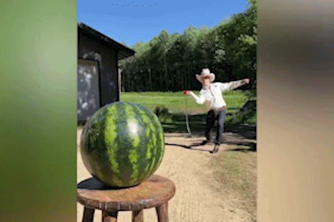 Noi tieng voi ky nang dung roi dang kinh ngac hinh anh