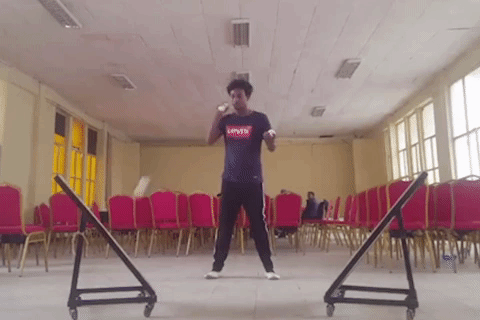 Chang trai so huu ky nang tung hung dieu luyen hinh anh