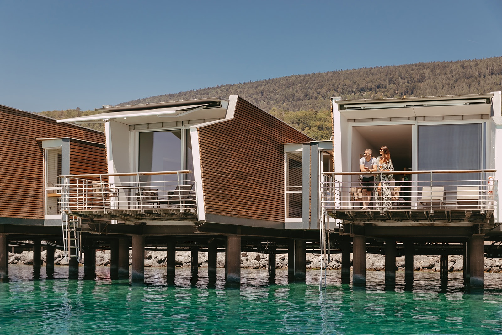 biet thu tren mat nuoc anh 1