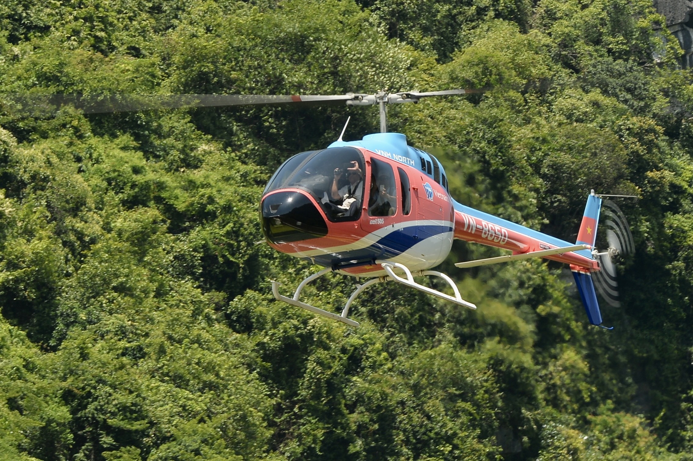 Bell 505 gap nan 13 lan trong 4 nam hinh anh