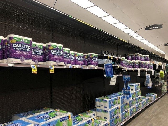 Thich thu nhu lai xe boc thep day tien vi san duoc hang hiem mua dich hinh anh