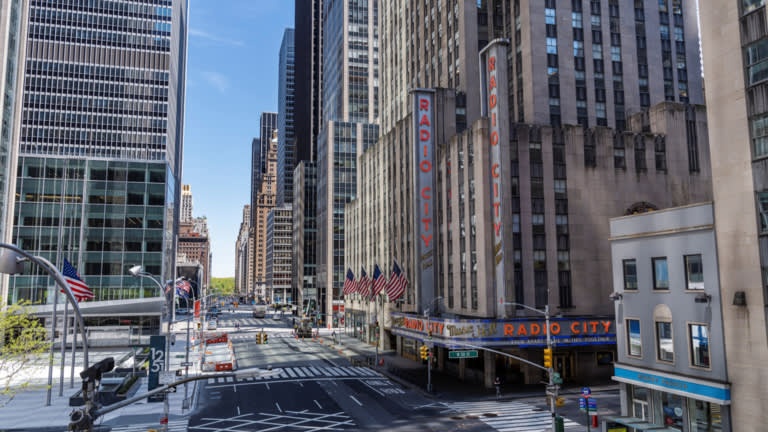 So nguoi tu vong vi Covid-19 o My sat moc 100.000 hinh anh