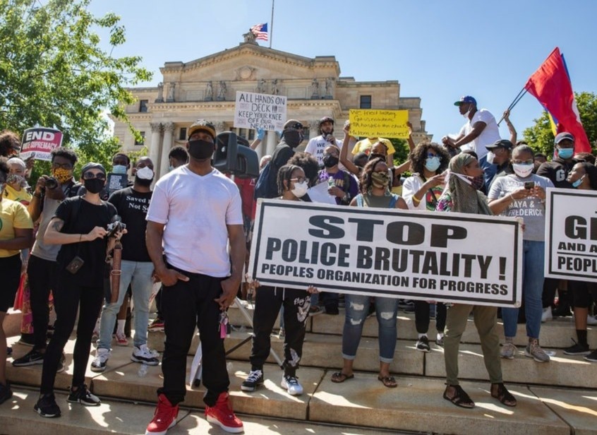 Thanh pho bang New Jersey bieu tinh nguoc dong so dong o My hinh anh