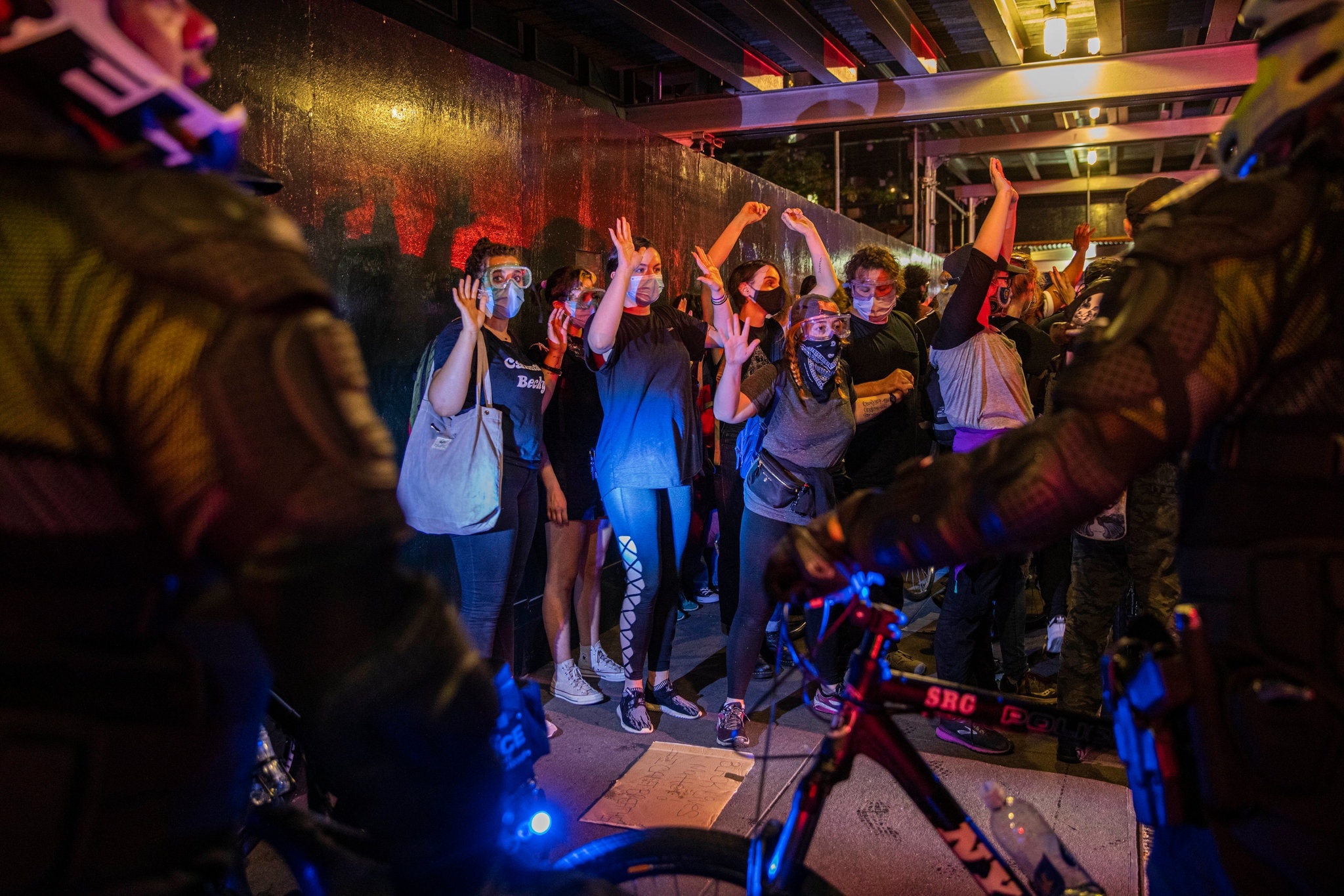 chien thuat quay kin dam dong anh 1