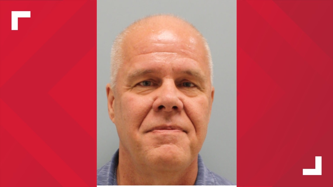 Co gai bi chong sat hai, giau thi the trong tu lanh o My hinh anh