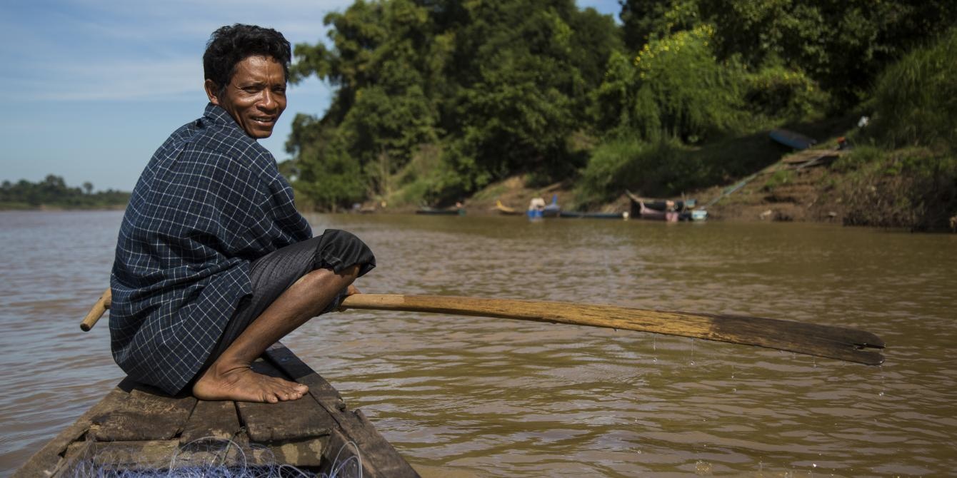 Bien Ho can kho vi thuy dien Trung Quoc va Lao anh 2
