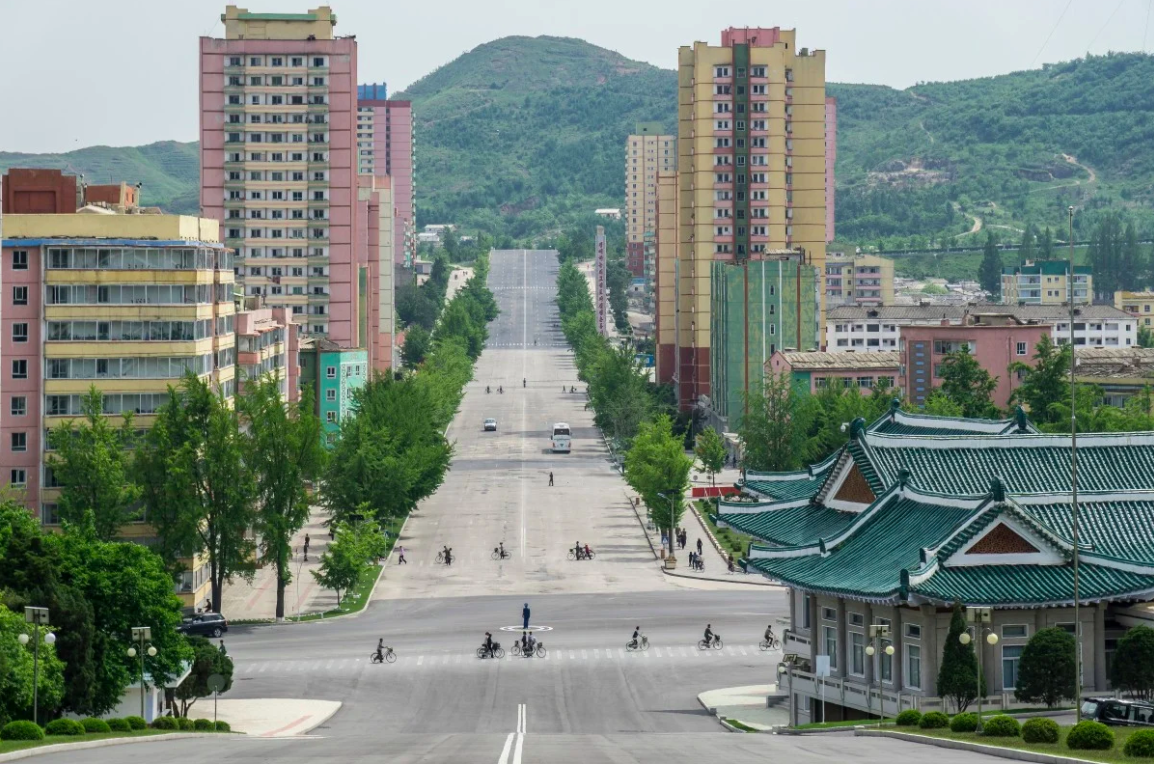 Cuoc doi ky la cua nguoi dan ong chay khoi Trieu Tien roi lai quay ve hinh anh