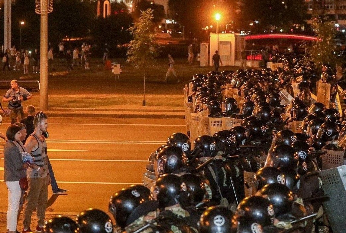 Bieu tinh bung no du doi sau bau cu tong thong o Belarus hinh anh