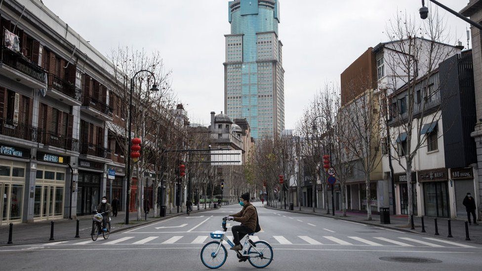 Cong vien nuoc Vu Han bat ngo to chuc dai tiec anh 5