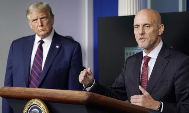 My dinh cap phep vaccine Covid-19 du chua xong giai doan 3 hinh anh