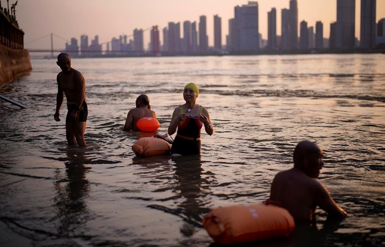 Vu Han hoi sinh anh 7