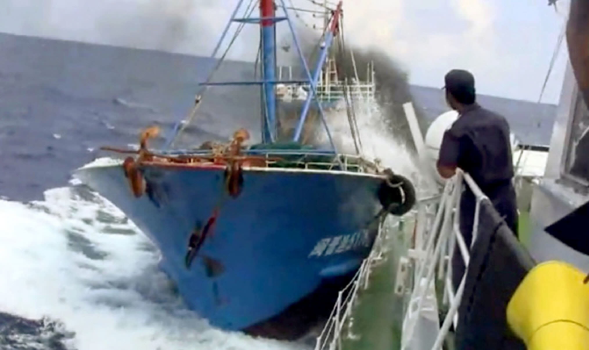 cang thang Trung - Nhat anh 1