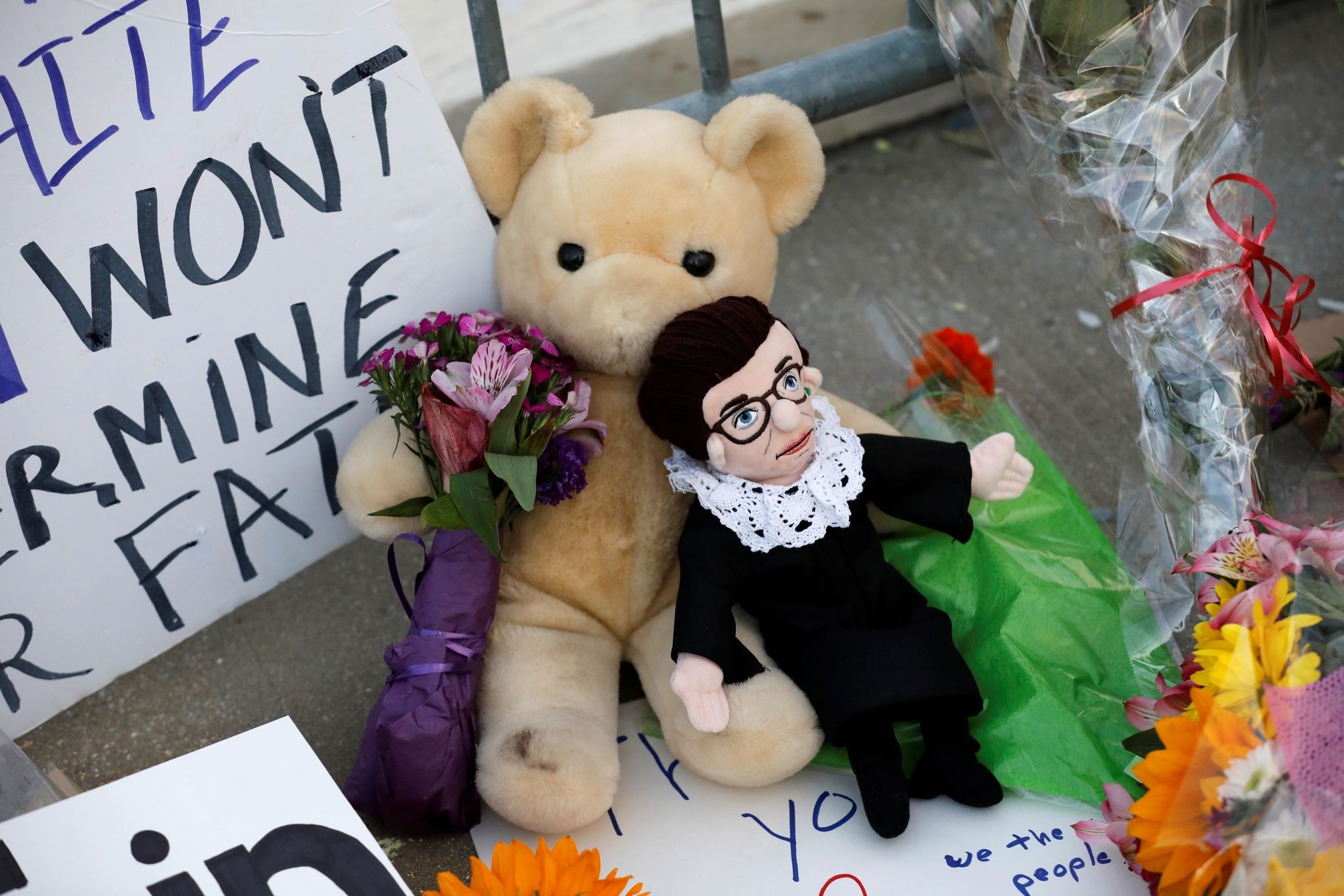 Le tuong niem nu tham phan Ruth Bader Ginsburg anh 6