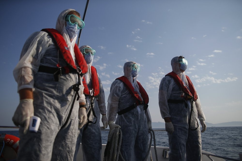 Hy Lap gui tra hang loat nguoi di cu ve dai duong anh 7