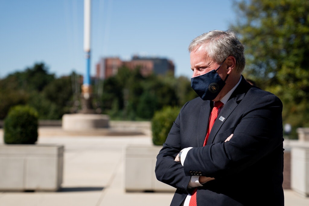 Chanh van phong bo mac Nha Trang giua khung hoang hinh anh