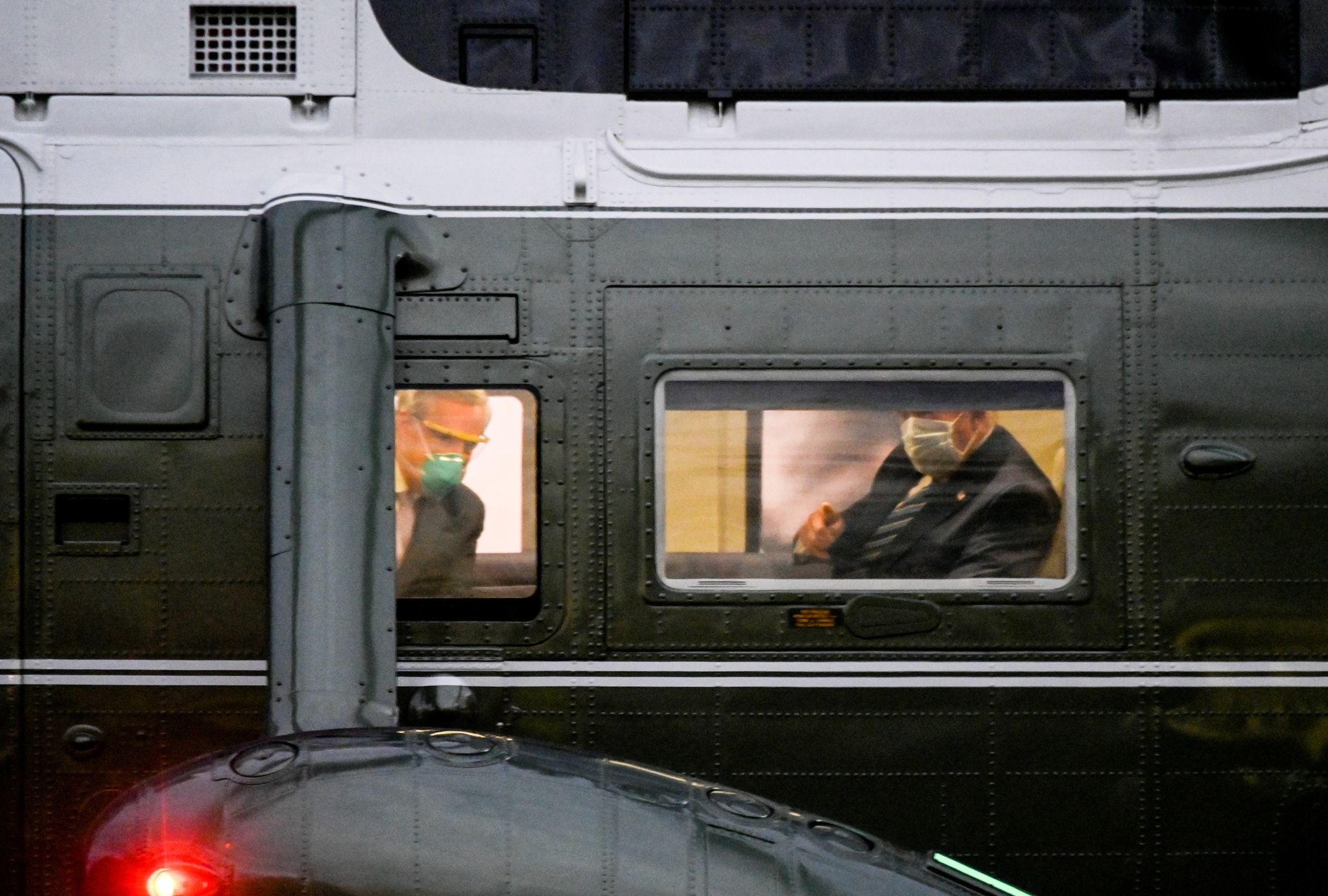 Ong Trump duoc xuat vien sau 3 ngay dieu tri Covid-19 anh 5