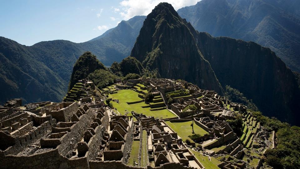 Vi sao Peru mo cua thanh dia Machu Picchu cho mot du khach Nhat? hinh anh