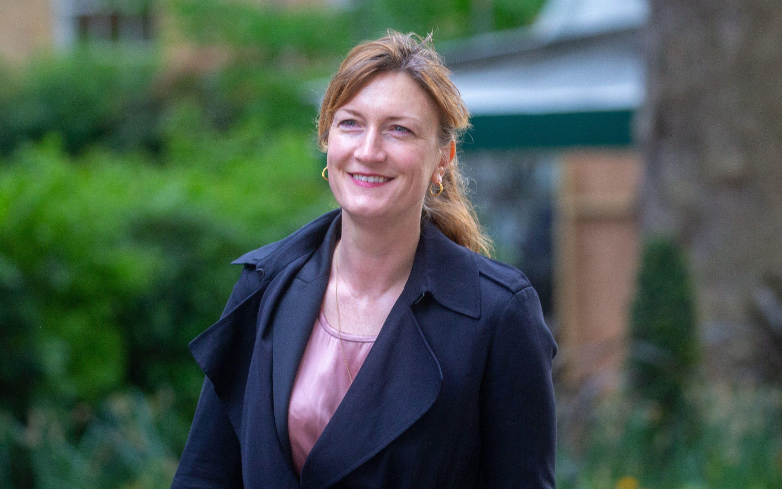 Phat ngon vien cua thu tuong Anh khoc vi bi che bai hinh anh