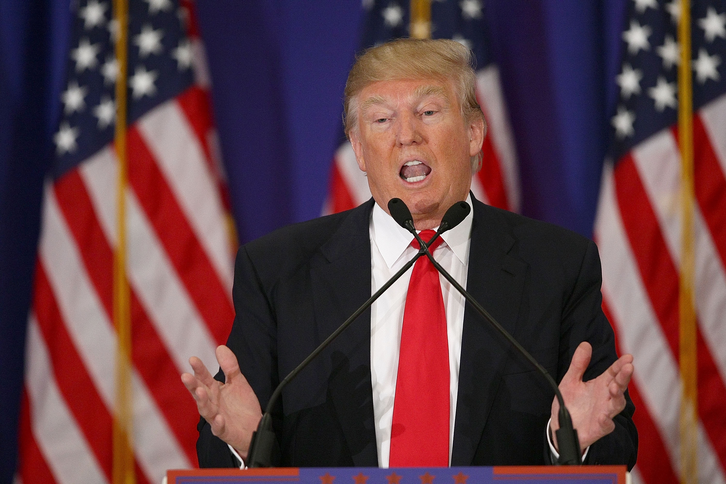 Cu tri Hoi giao goi Tong thong Trump la ‘thien than’ anh 1