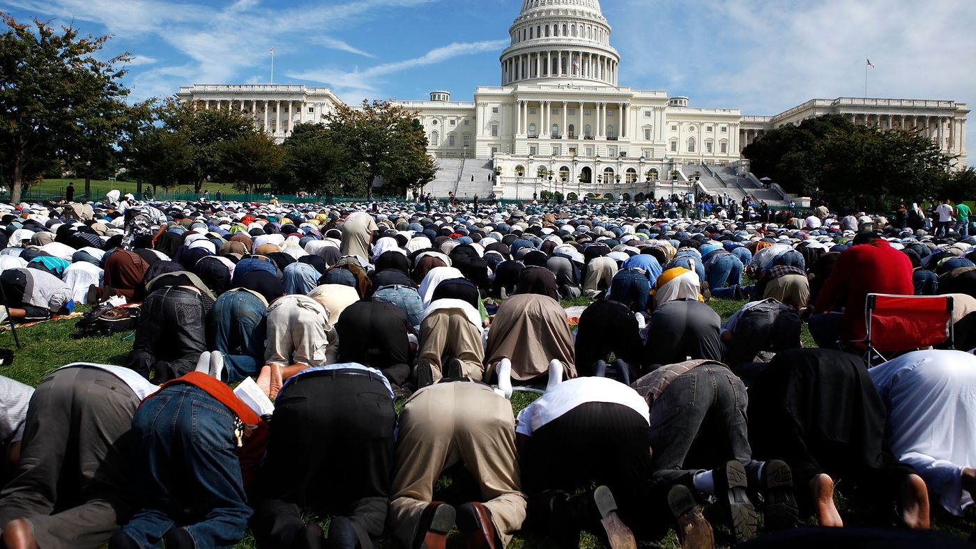 Cu tri Hoi giao goi Tong thong Trump la ‘thien than’ anh 3