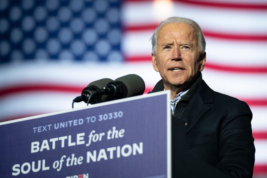 Ong Biden: Se khong chi dao Bo Tu phap dieu tra ong Trump hinh anh