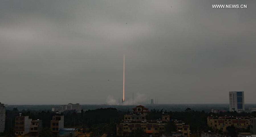 Trung Quoc lan dau phong ten lua the he moi anh 3