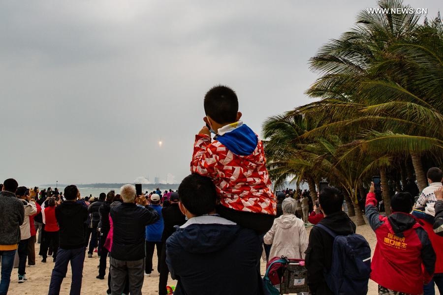 Trung Quoc lan dau phong ten lua the he moi anh 7