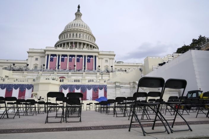 Ong Biden se nham chuc trong buoi le pha vo moi truyen thong hinh anh