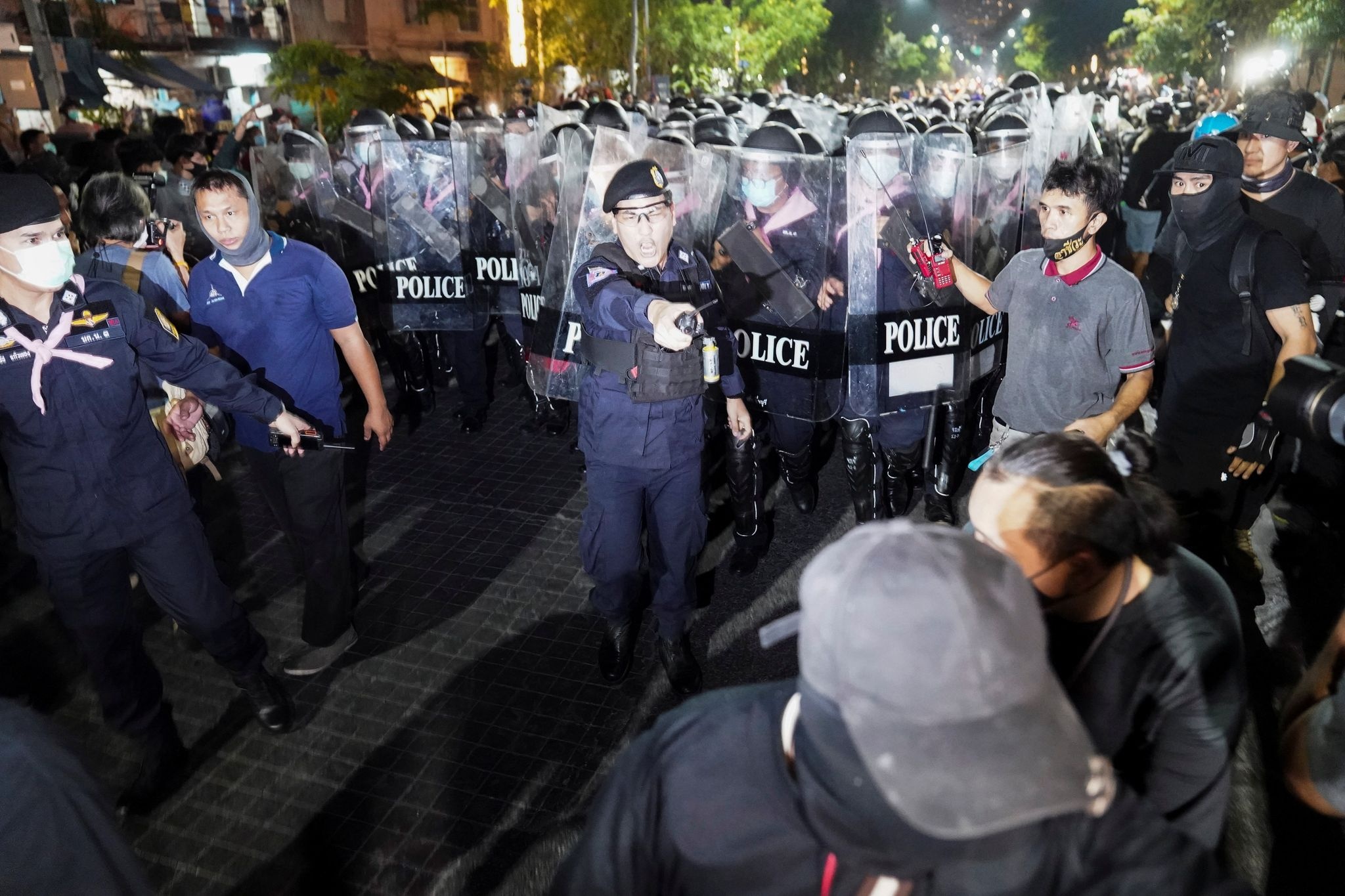 luat xuc pham hoang gia anh 8