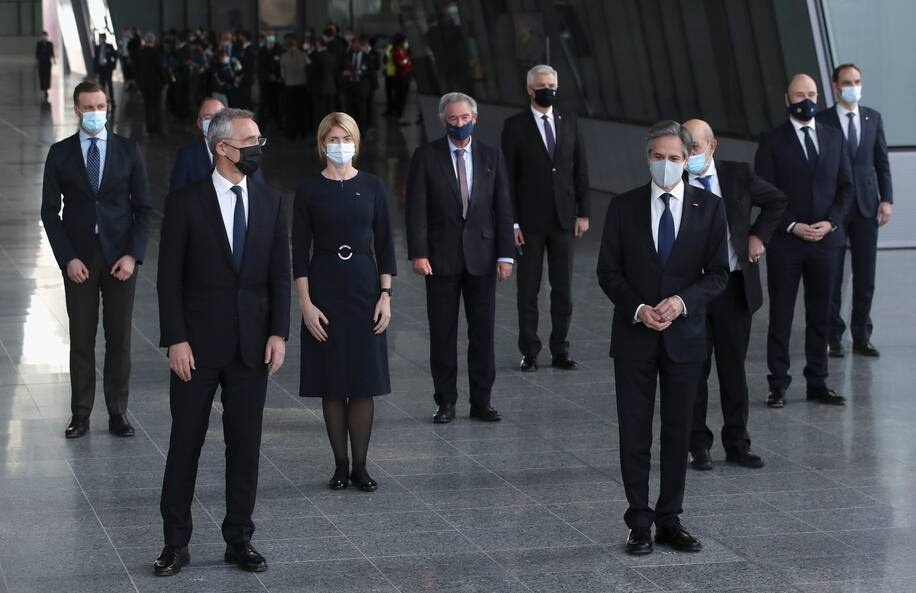 NATO tap trung vao bien doi khi hau anh 3