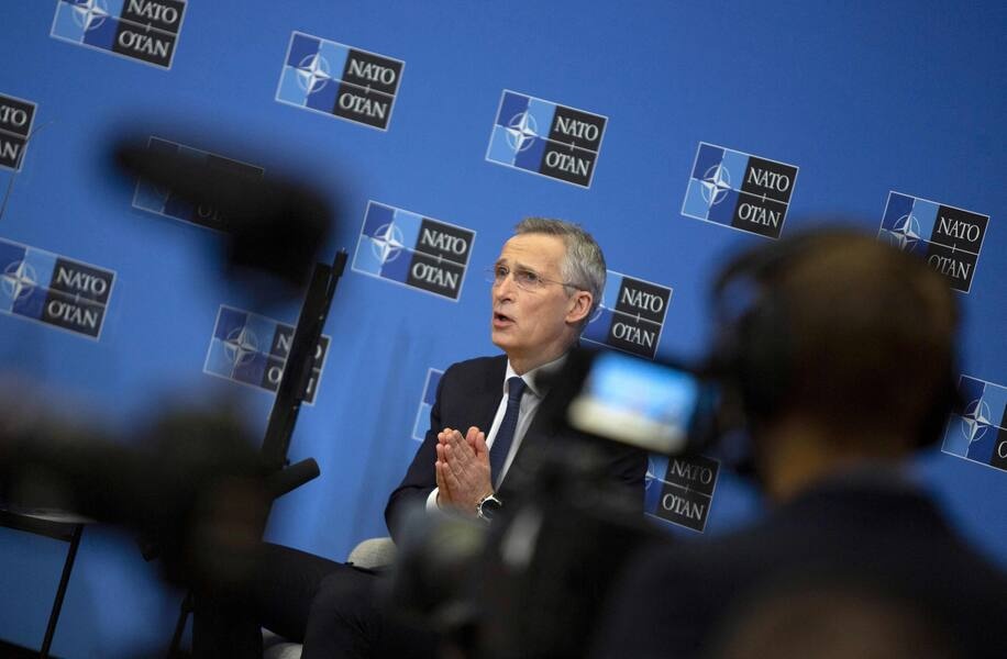 NATO tap trung vao bien doi khi hau anh 2