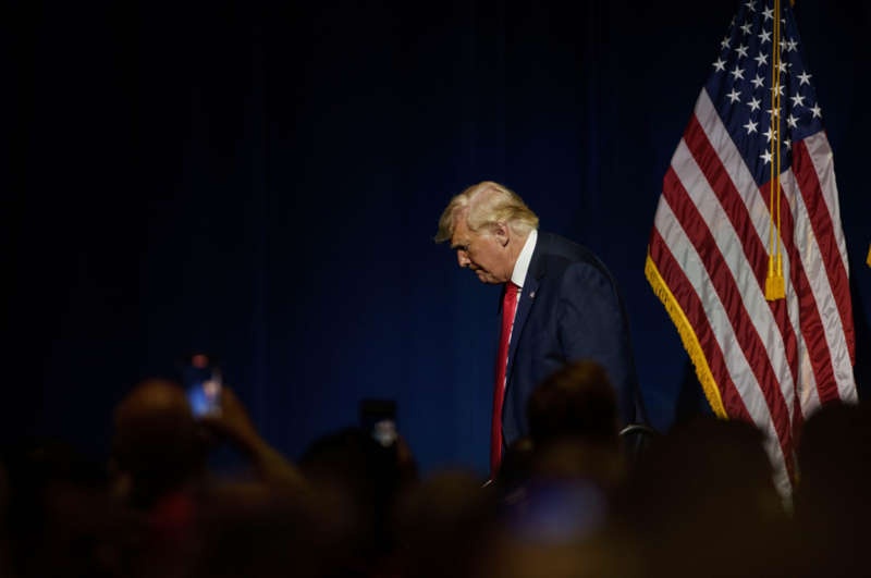 Dai Fox va CNN khong cho ong Trump len song anh 1