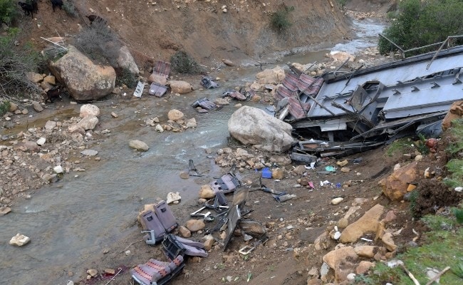 Chuyen hanh huong bien thanh dam tang cua 20 nguoi o Pakistan hinh anh