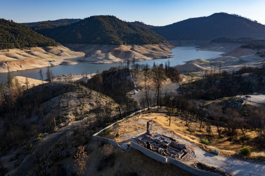 Canh han han gay soc o California anh 6