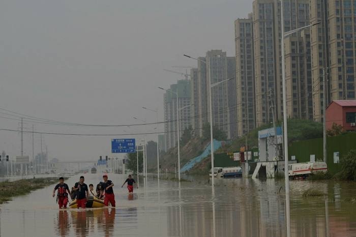 Thoi tiet cuc doan ‘vuot qua quy mo’ anh 1