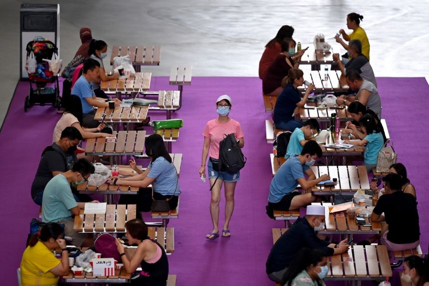 Singapore bat dau de benh nhan Covid-19 dieu tri tai nha hinh anh