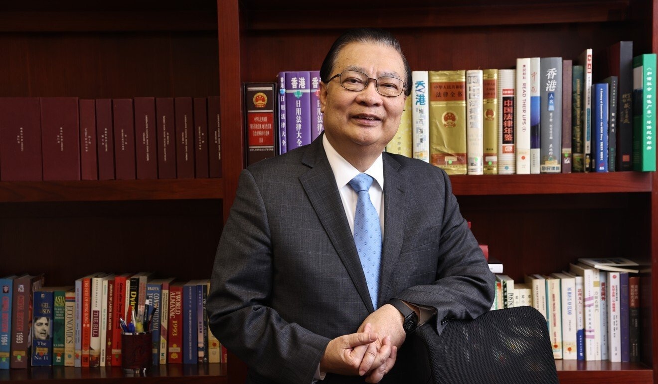 Trung Quoc cam dai bieu Hong Kong du hop vi lo ngai Covid-19 hinh anh