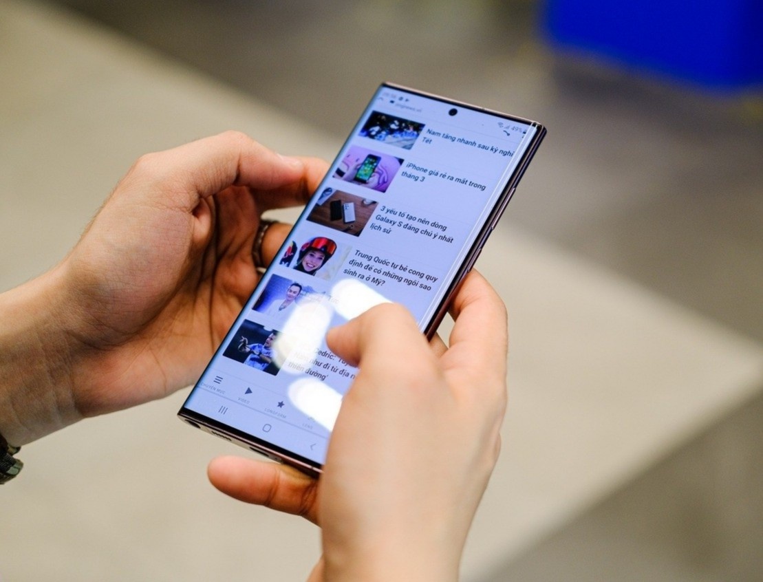 Ly do chi dien thoai Samsung tu 2020 duoc cap nhat One UI moi hinh anh