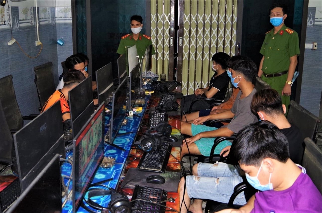 Nganh game chiu nhieu dinh kien hinh anh