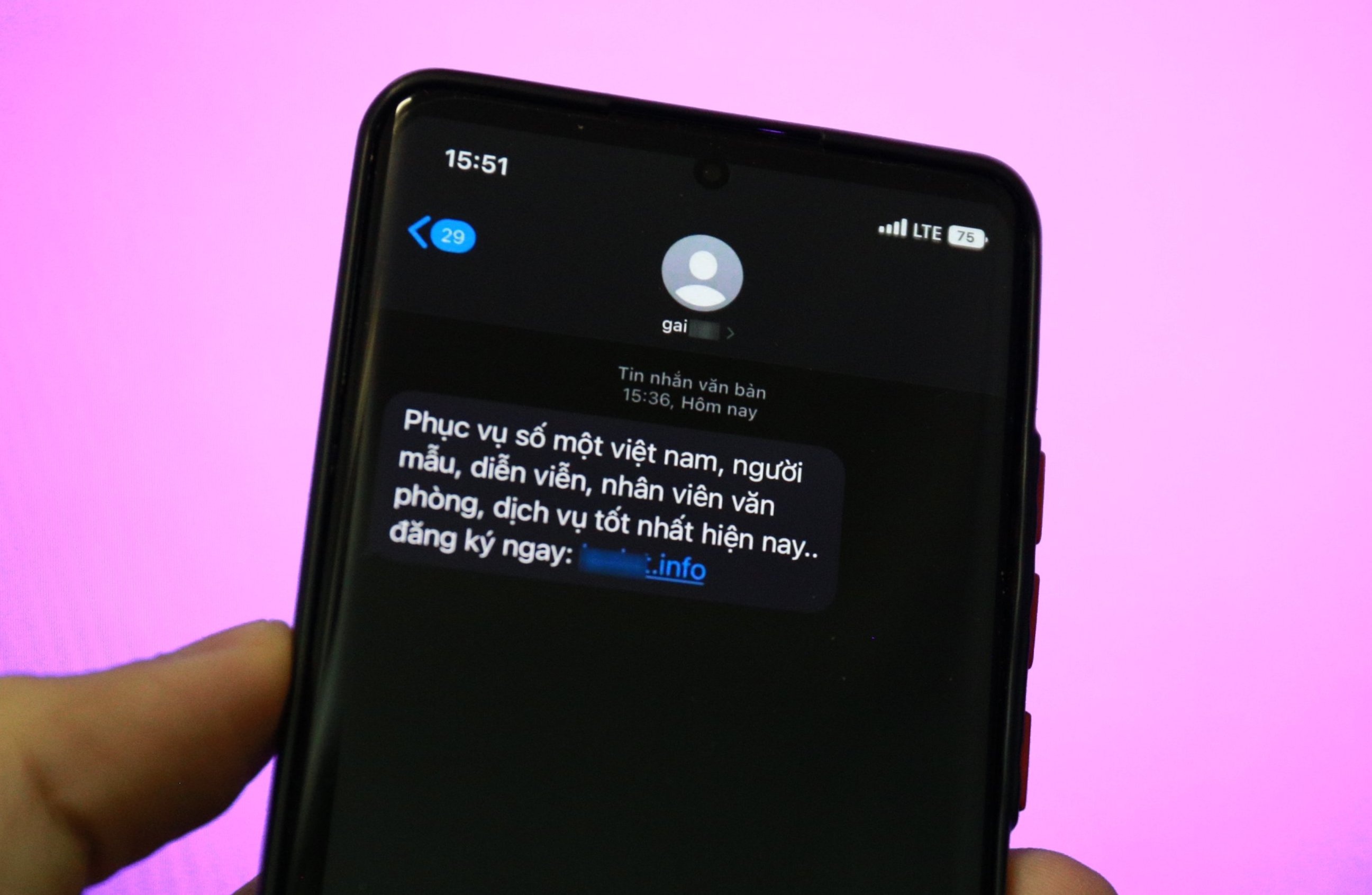 Lam gi khi nhan duoc tin nhan ‘Tinh 1 dem’ hinh anh