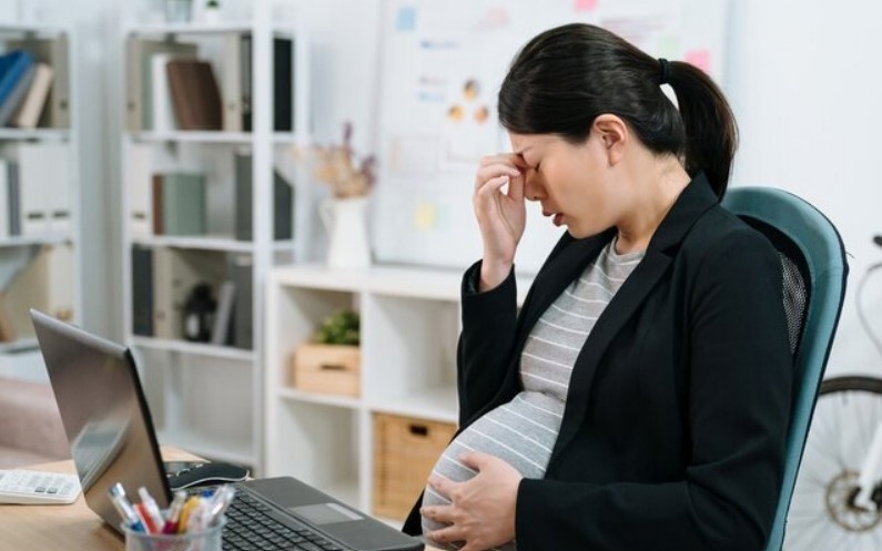 ‘Hinh phat lam me’ khien phu nu de tu bo nganh cong nghe hinh anh