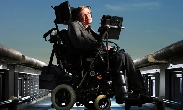 Stephen Hawking da sai? hinh anh